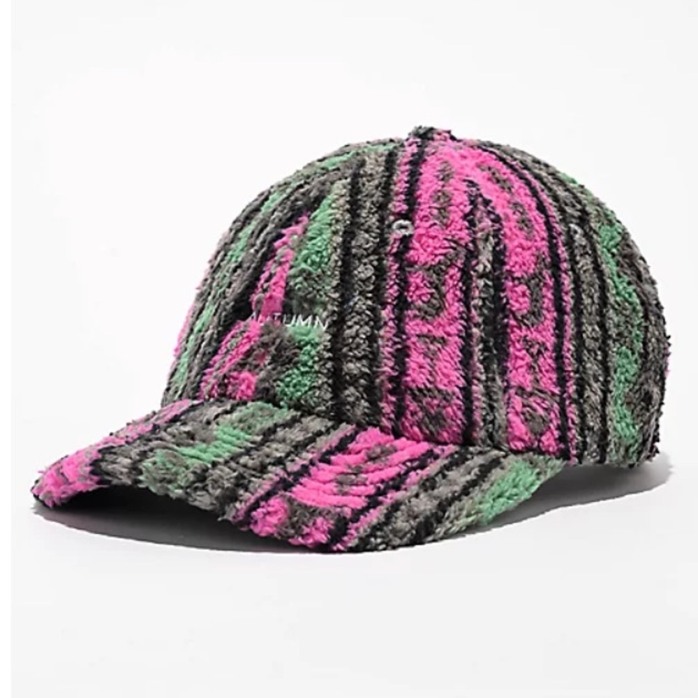 NWT Autumn Sherpa Stone Grey Stripe Strapback Hat